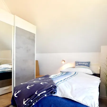 Huus Wattkieker Holiday home Busum